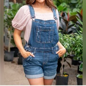 Indigo Blue Blue Denim Distressed Short Overalls. Size Large